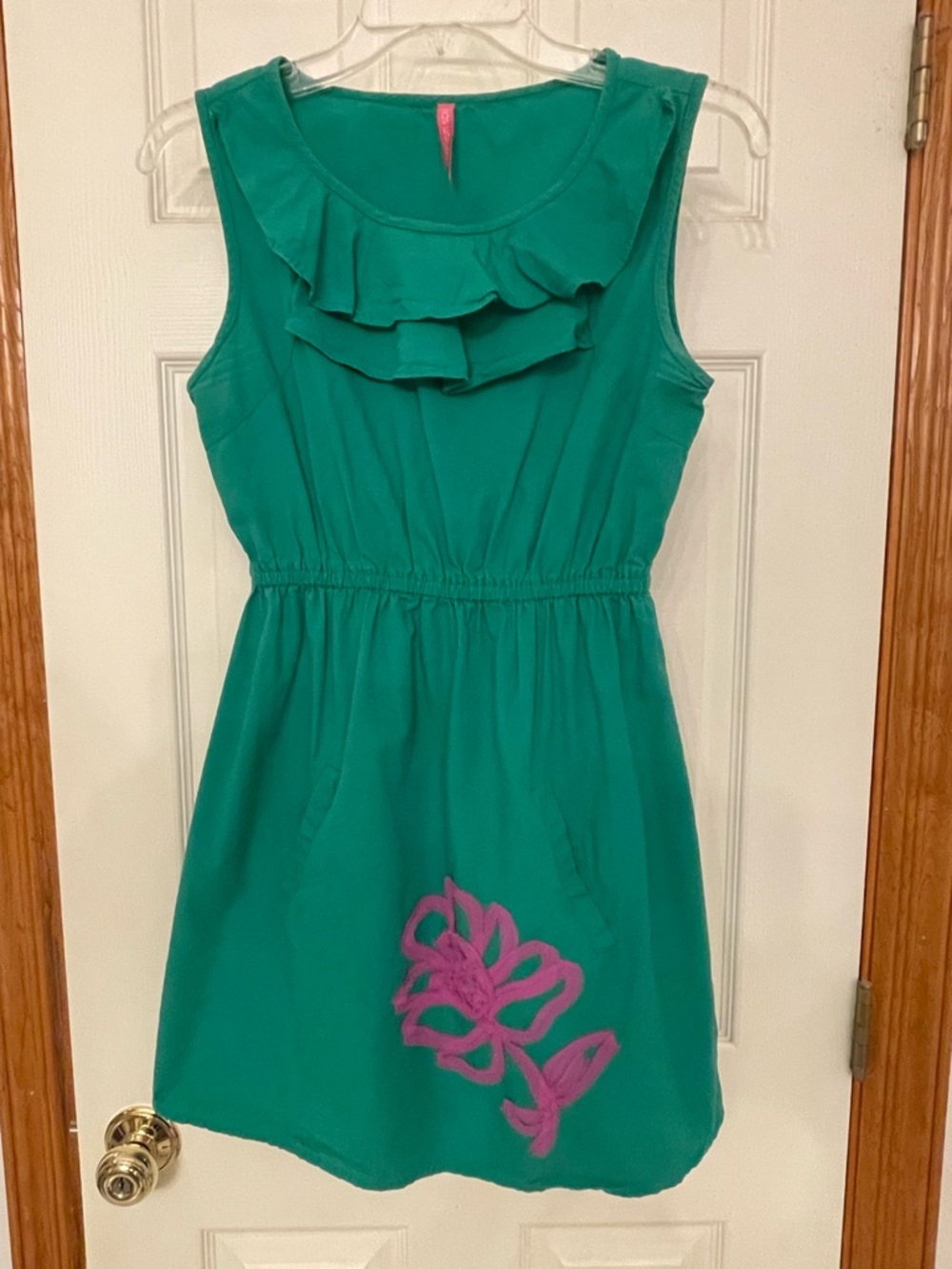 Fashion Spy Sleeveless Green Ruffle-Neck Mini Dress with Pink Floral Detail